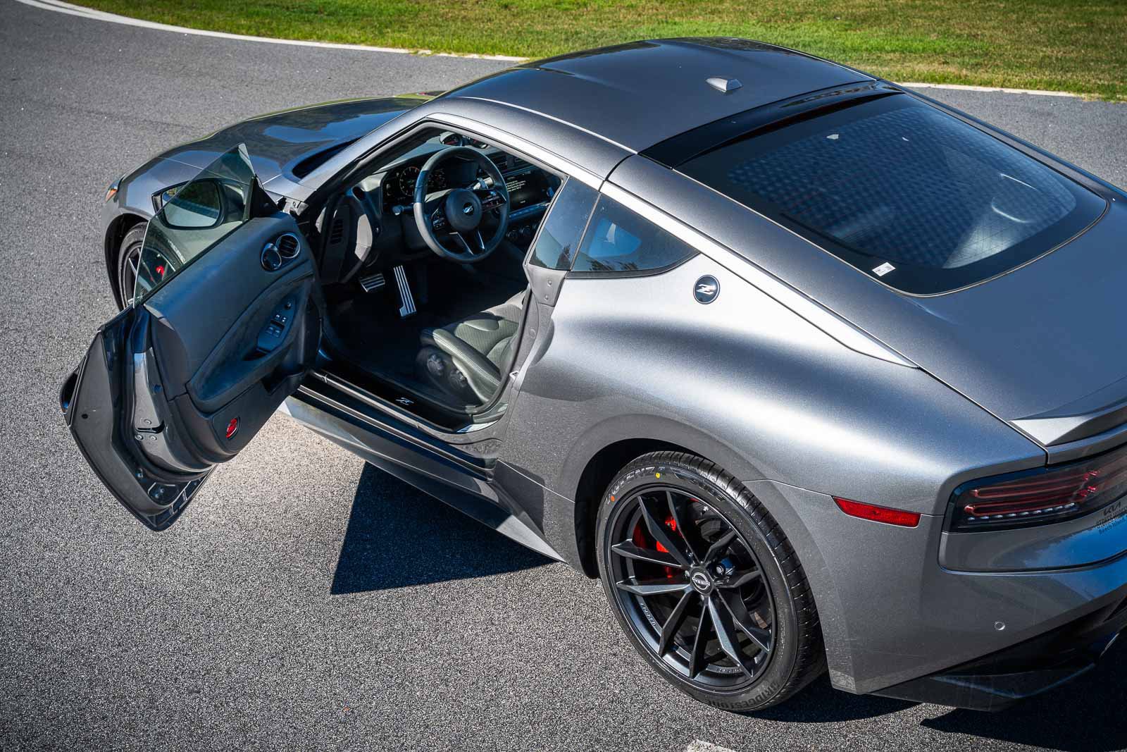 Used 2025 Nissan Z Performance w/ Floor Mat Package RWD image 8