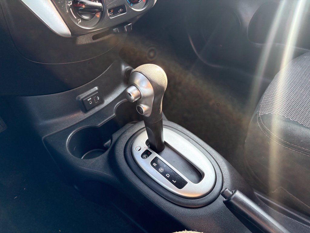 Used 2019 Nissan Versa SV FWD image 22