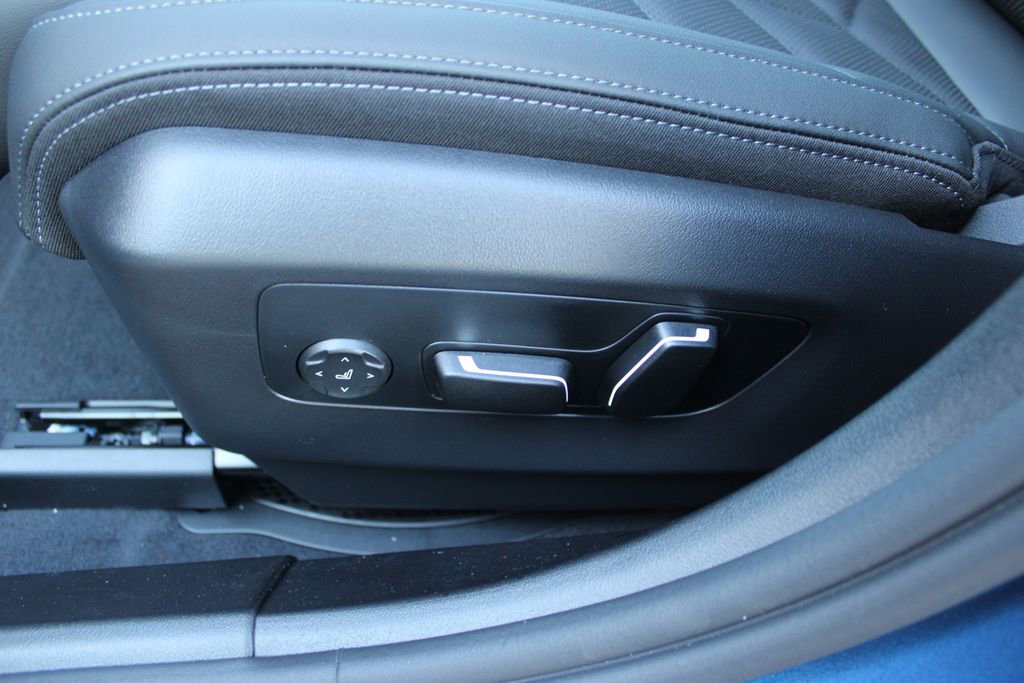 New 2026 BMW 530i xDrive image 30