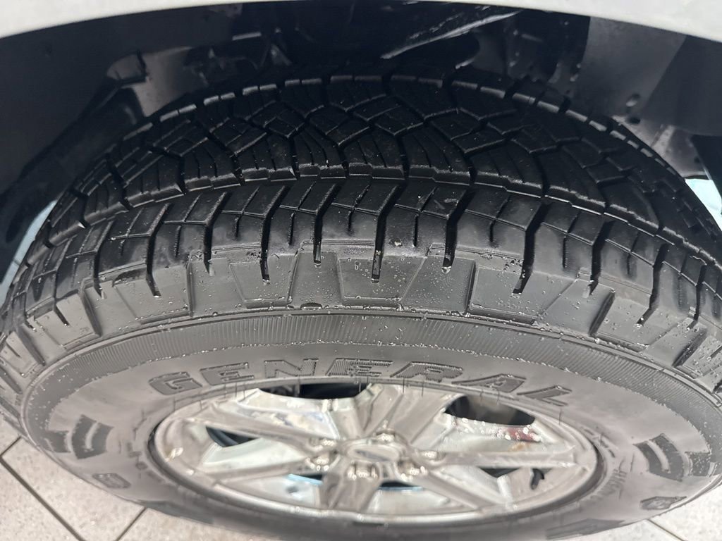 Used 2025 Ford F150 XLT w/ Equipment Group 301A Standard image 25