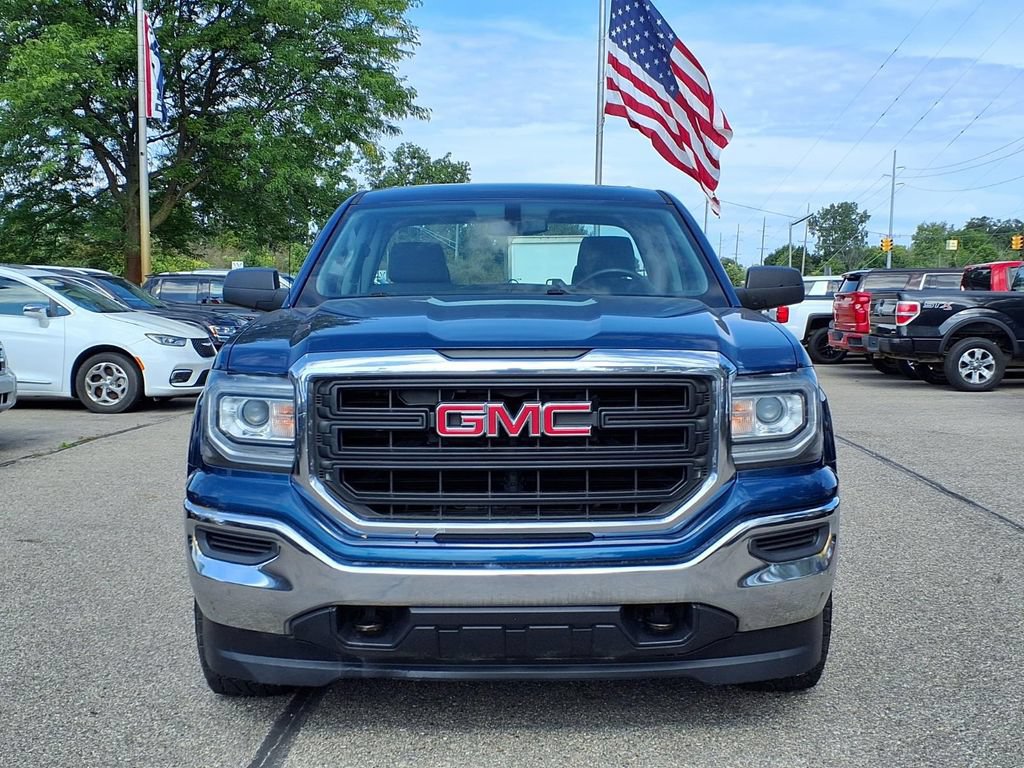 Used 2018 GMC Sierra 1500 4x4 Double Cab w/ Sierra Convenience Package image 2