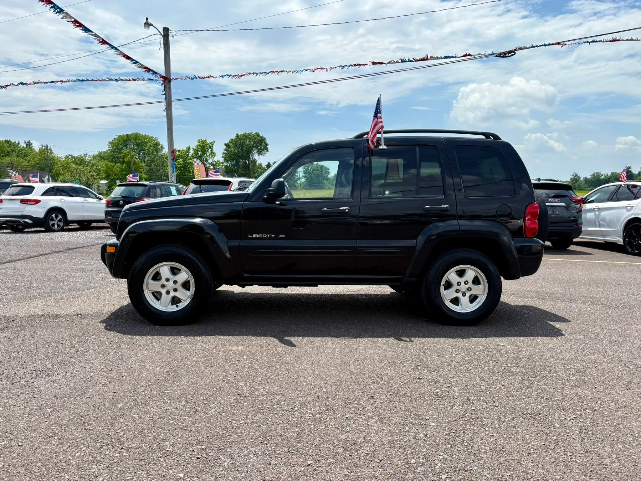 Used 2003 Jeep Liberty Limited AWD/4WD image 2