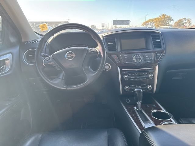 Used 2013 Nissan Pathfinder SL w/ Trailer Tow Pkg FWD image 18