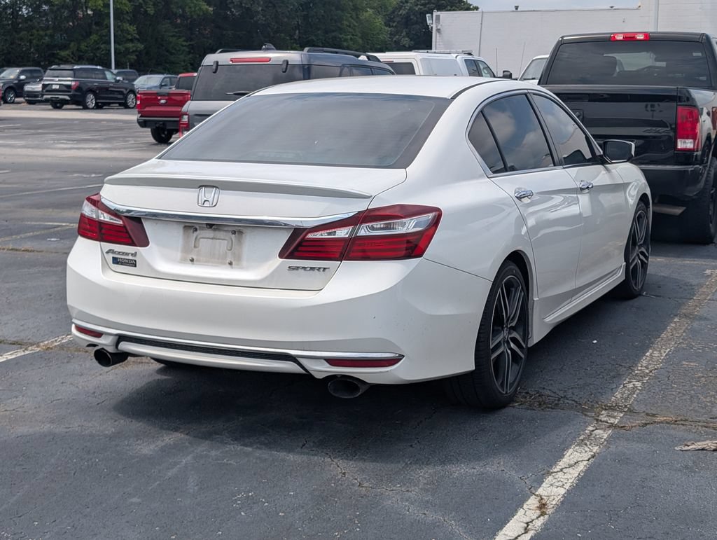Used 2016 Honda Accord Sport image 3