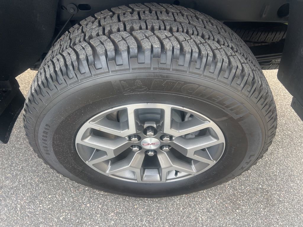 Used 2022 GMC Canyon AT4 w/ Driver Alert Package image 23