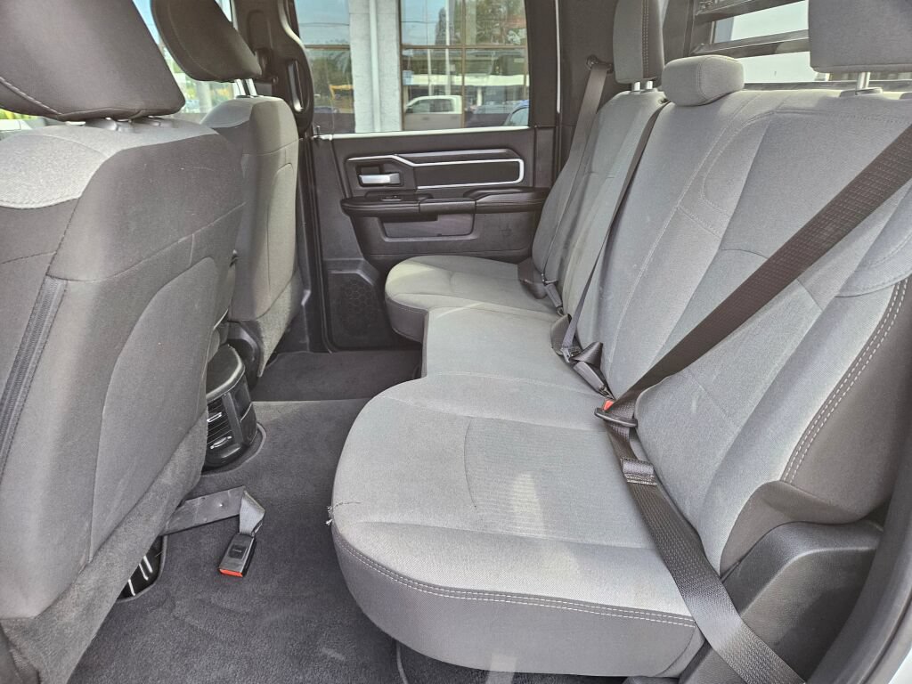 Used 2024 RAM 3500 SLT w/ Quick Order Package 2YG SLT AWD/4WD image 15