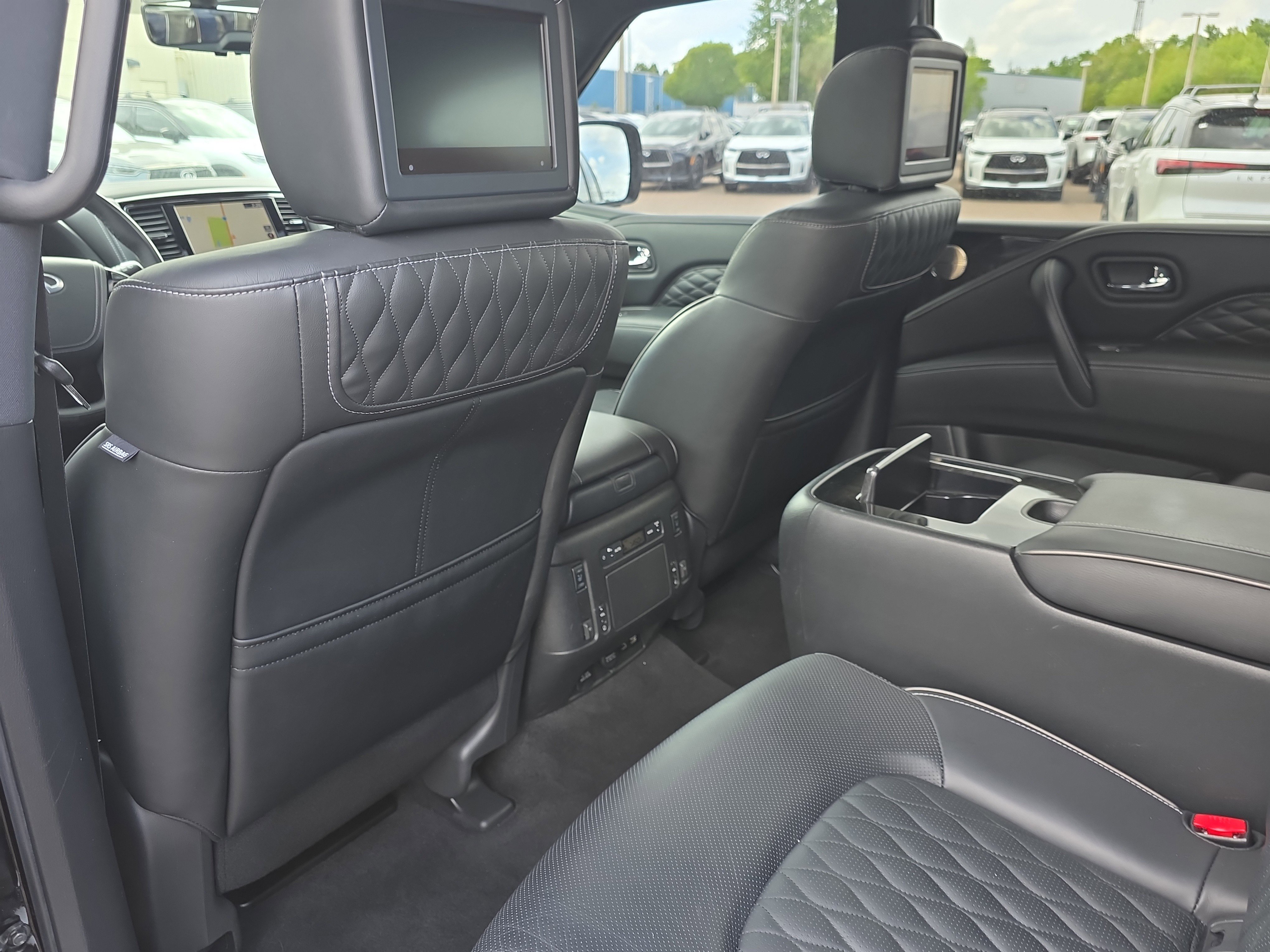 Used 2021 INFINITI QX80 Sensory w/ All-Season Package image 27