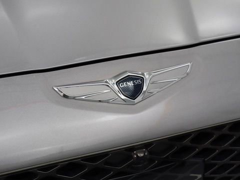 Used 2023 Genesis G70 3.3T w/ Sport Prestige Package RWD image 11