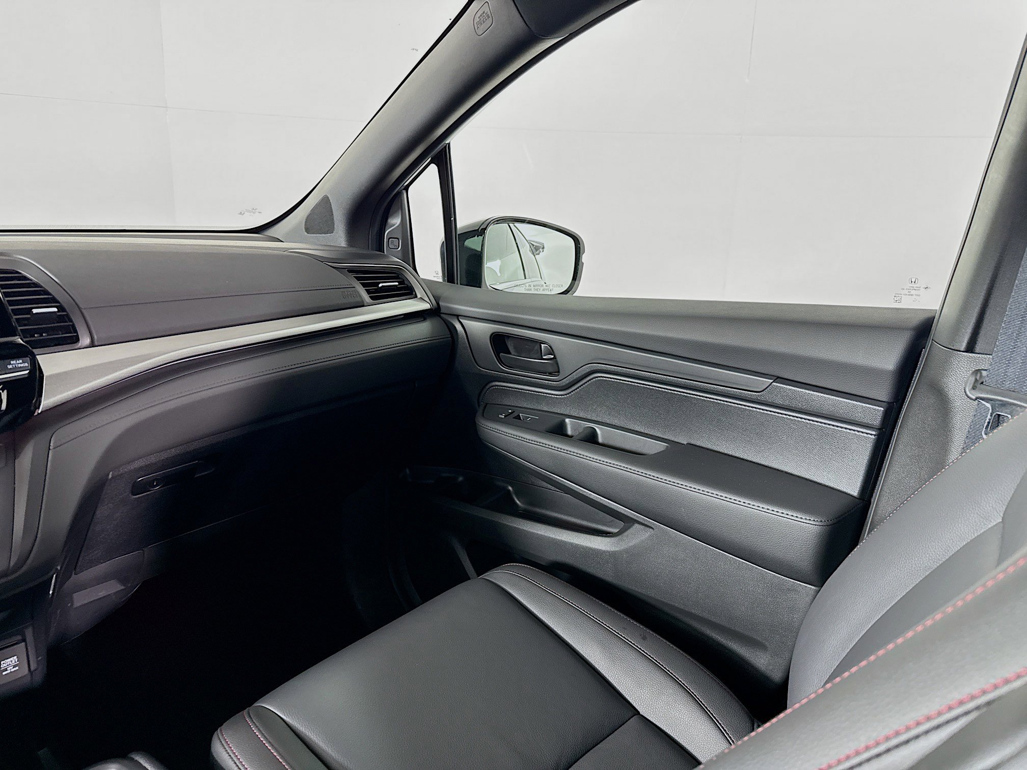 Certified 2026 Honda Odyssey Sport-L image 28