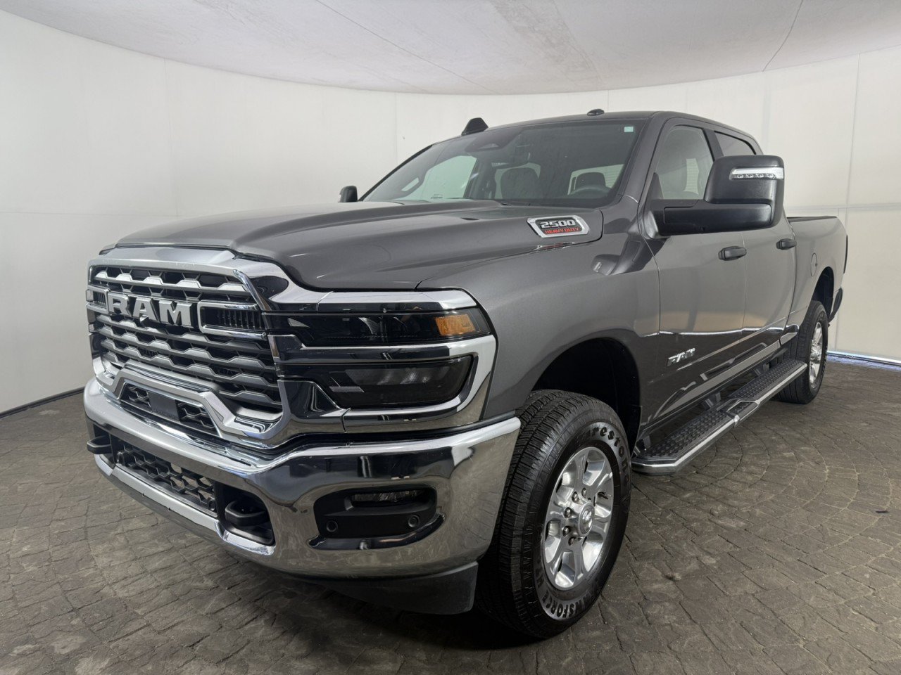Used 2026 RAM 2500 Big Horn AWD/4WD image 3