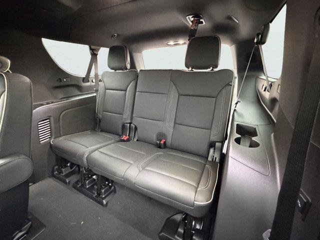 New 2026 GMC Yukon XL Elevation image 14