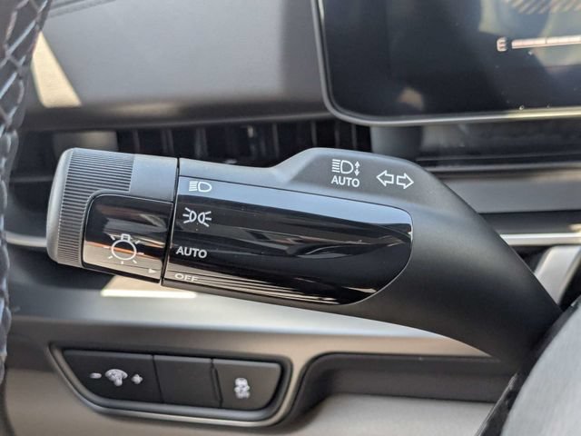 New 2026 Kia Carnival FWD image 27