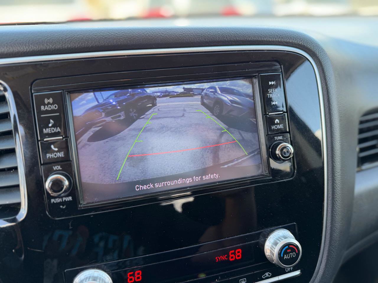 Used 2020 Mitsubishi Outlander SEL AWD/4WD image 11