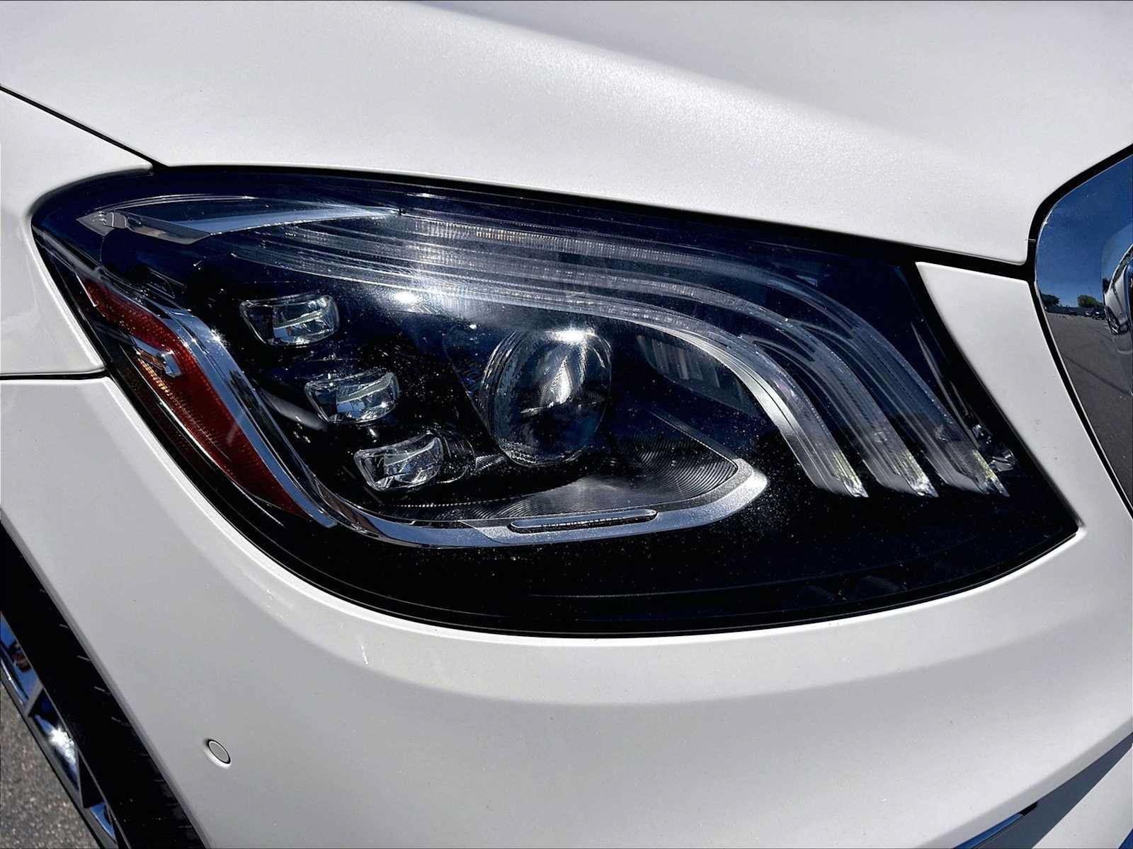 Used 2018 Mercedes-Benz S 560 Sedan image 30
