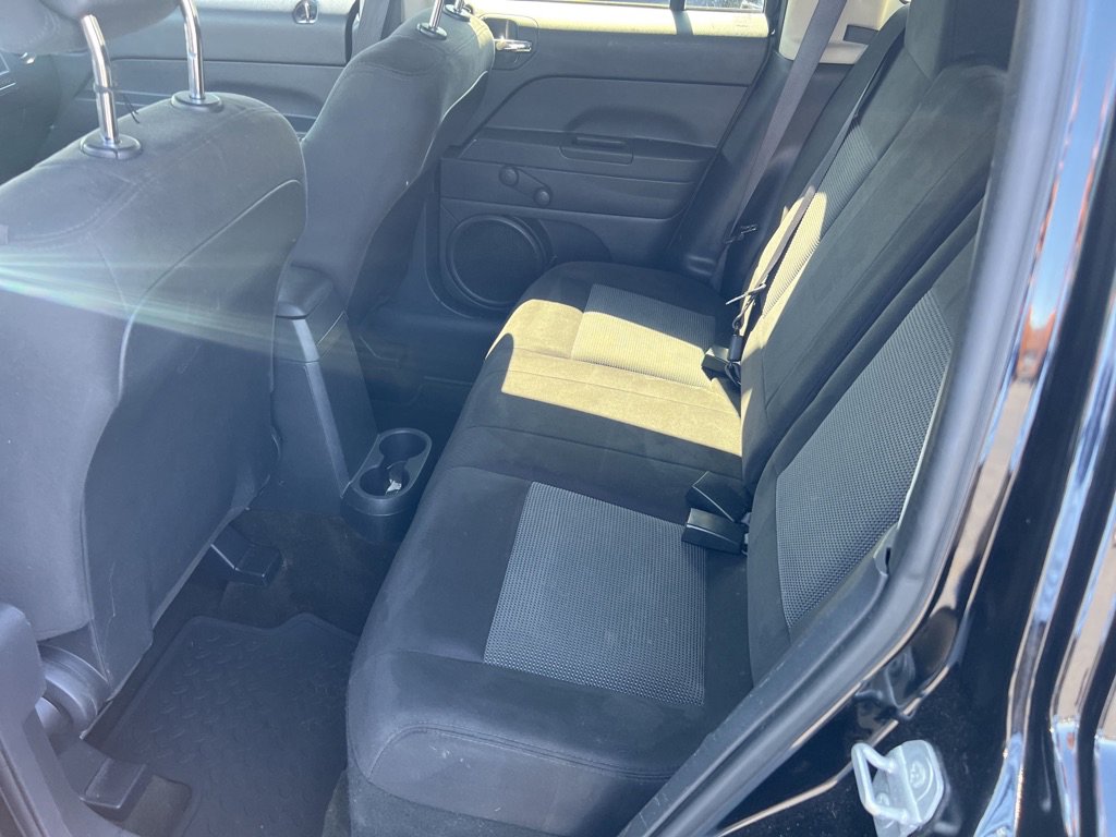 Used 2016 Jeep Patriot Sport image 15