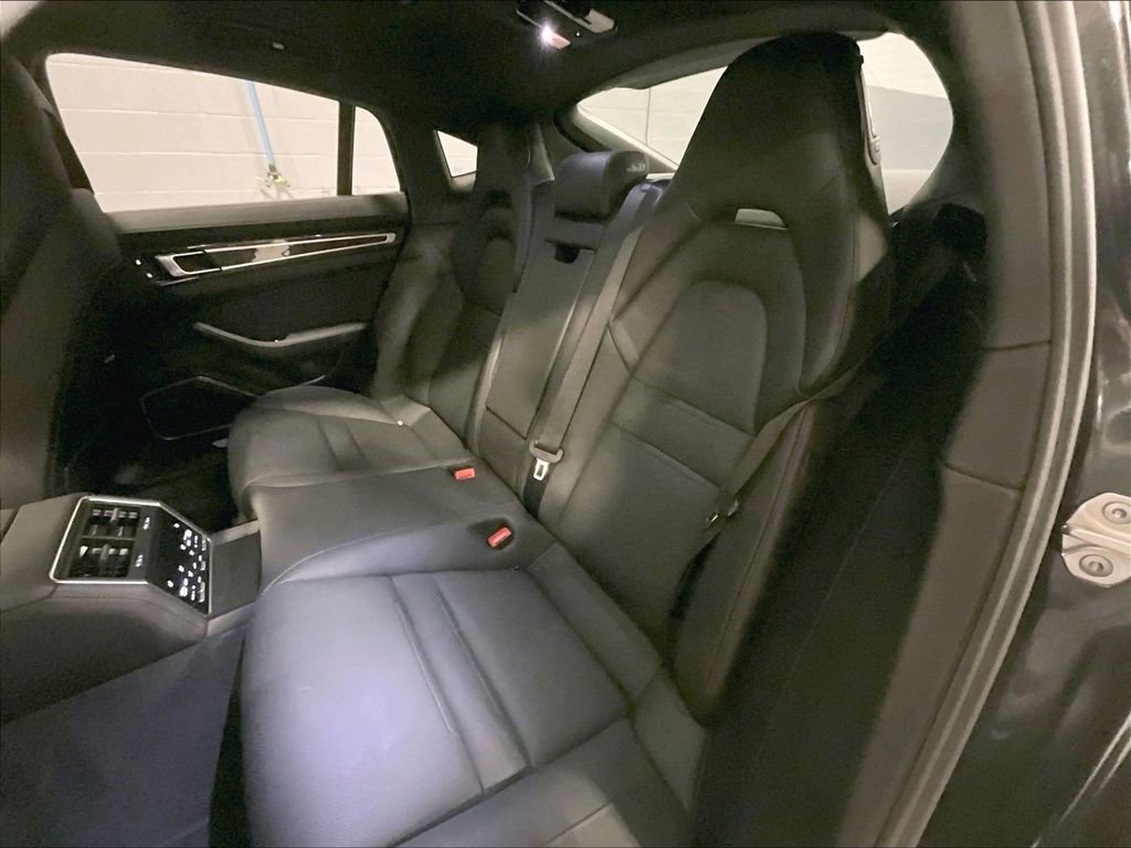 Certified 2022 Porsche Panamera 4S image 22