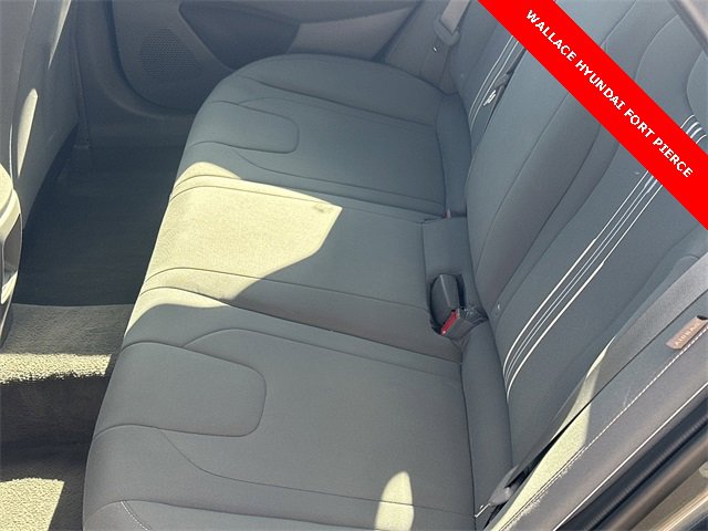 Used 2024 Hyundai Elantra SEL image 13