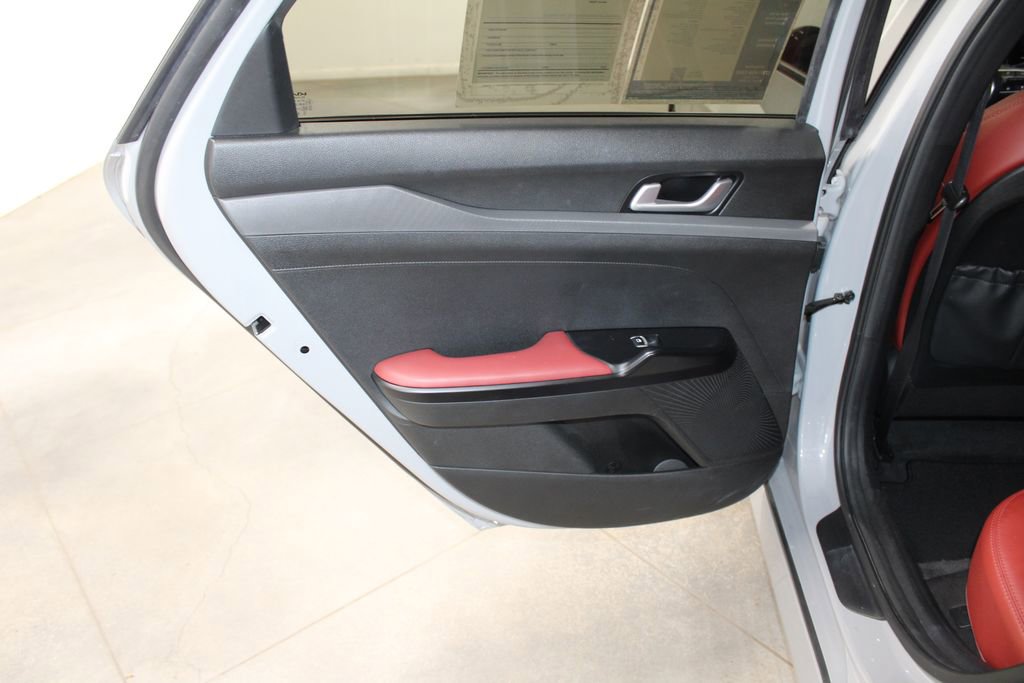 Used 2023 Kia K5 GT-Line image 26