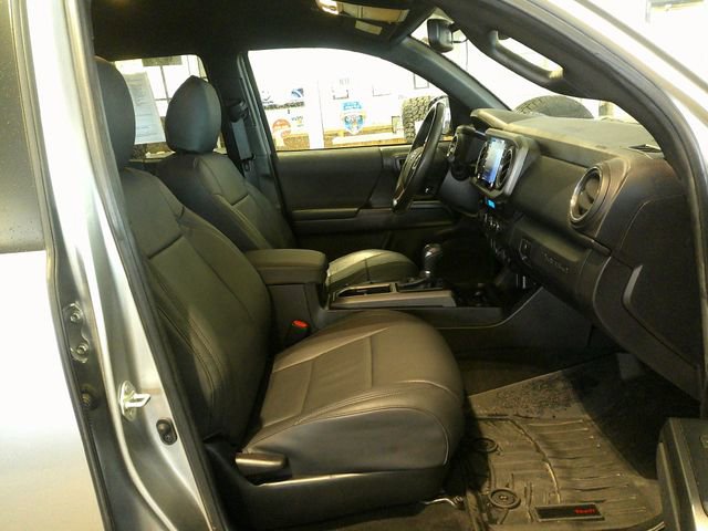 Certified 2022 Toyota Tacoma TRD Sport image 28