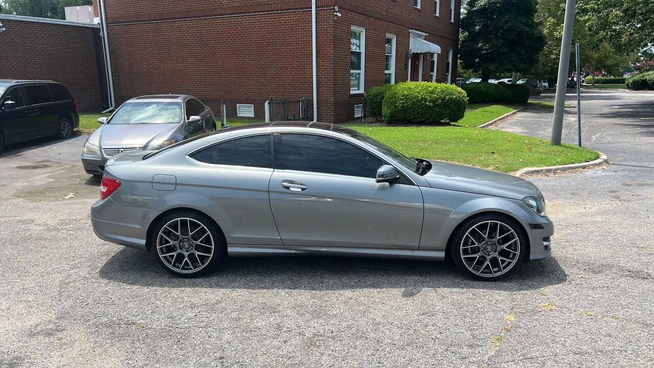 Used 2013 Mercedes-Benz C 250 Coupe image 4