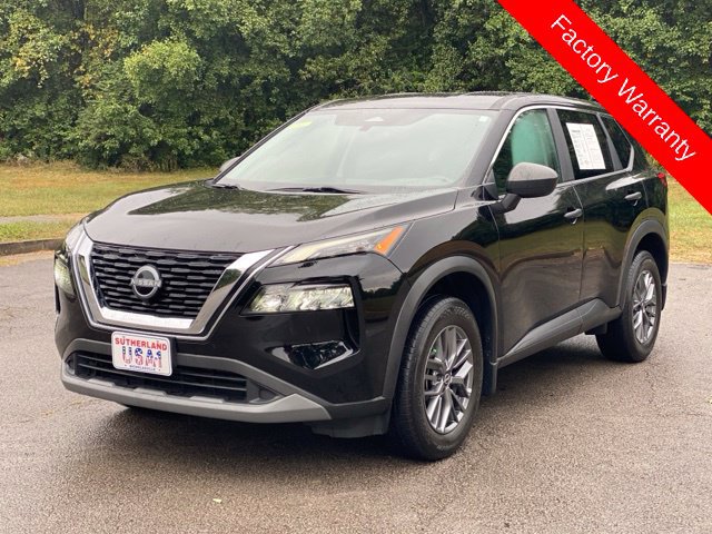 Used 2023 Nissan Rogue S AWD/4WD image 3