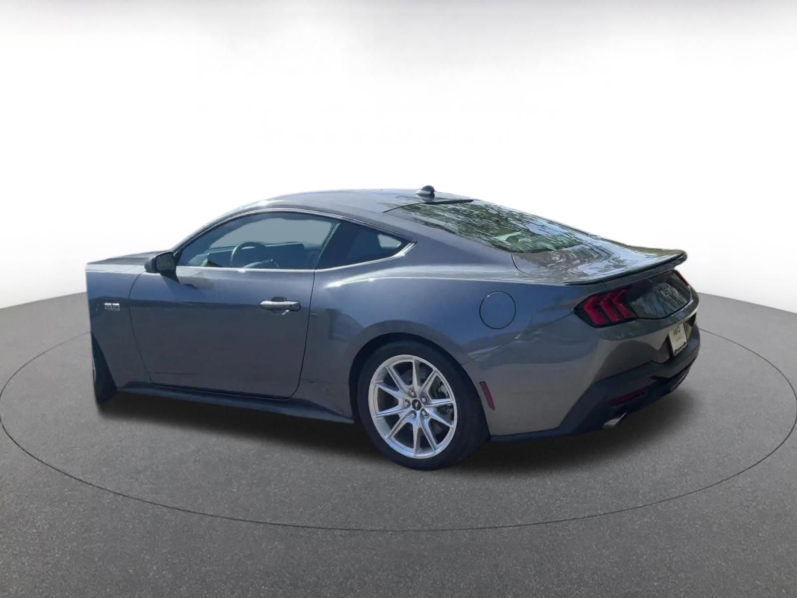 Used 2025 Ford Mustang GT Premium image 9