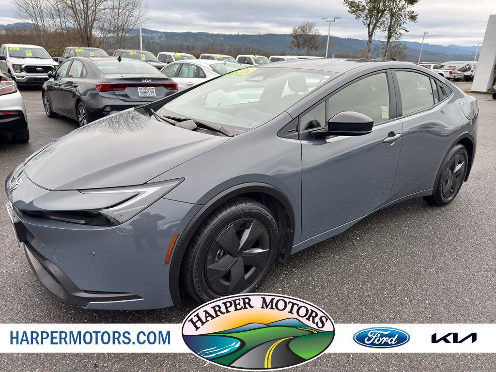 Used 2024 Toyota Prius LE