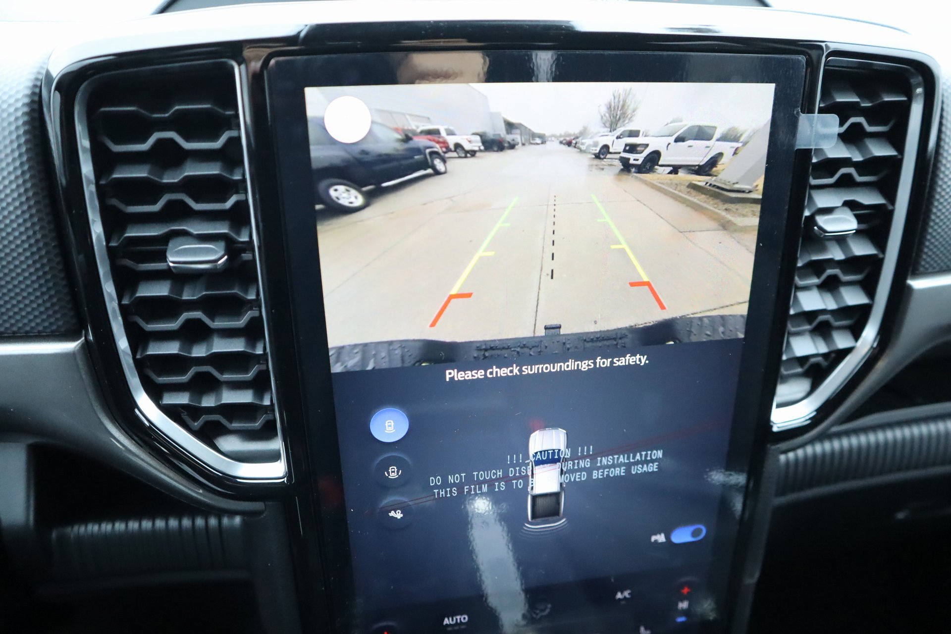 New 2025 Ford Ranger XLT w/ Equipment Group 301A High image 8