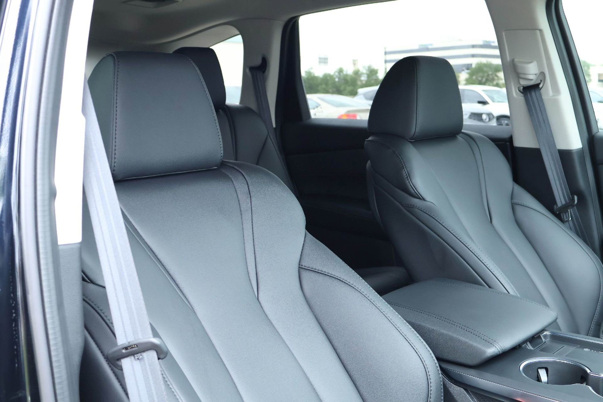Certified 2026 Acura MDX SH-AWD image 14