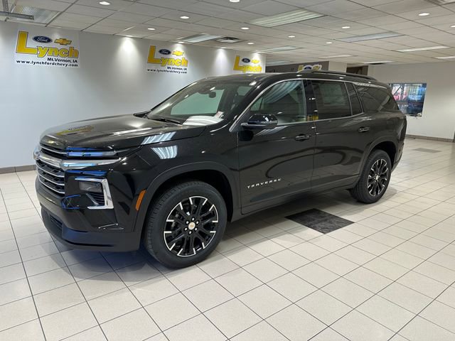 New 2026 Chevrolet Traverse LT w/ Sun and Wheel Package AWD/4WD image 2