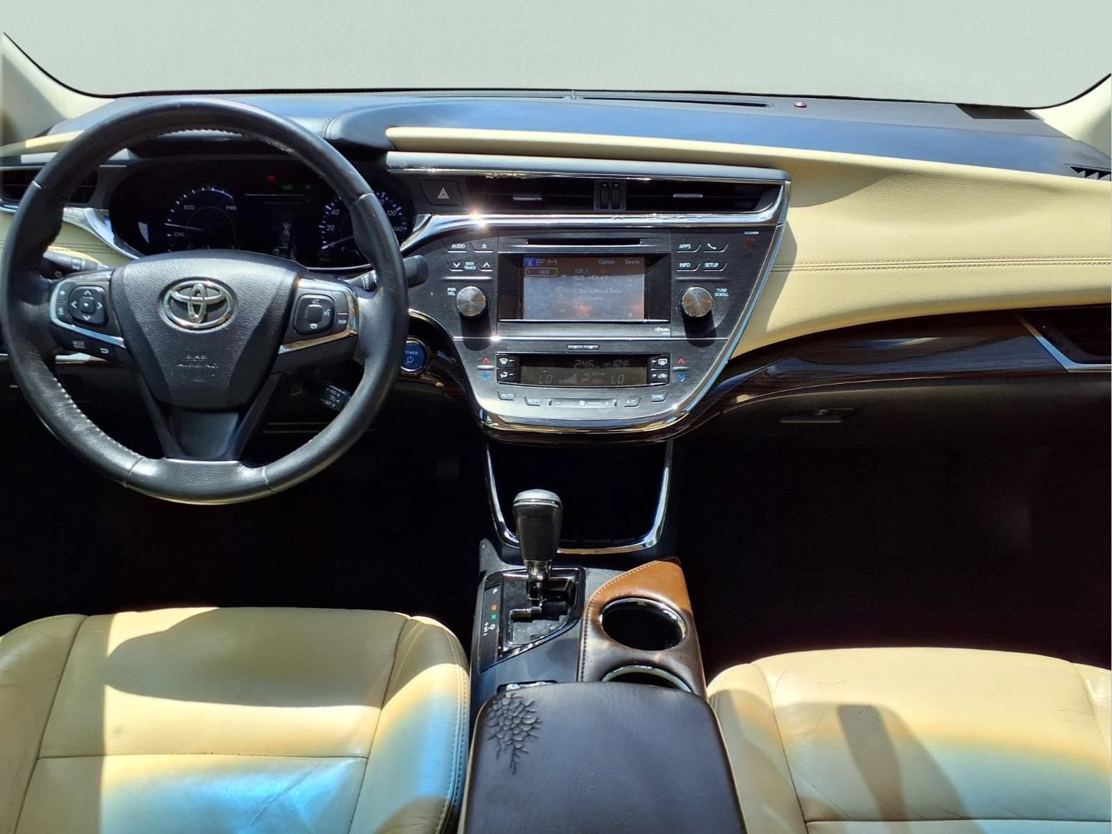 Used 2014 Toyota Avalon XLE Touring FWD image 12