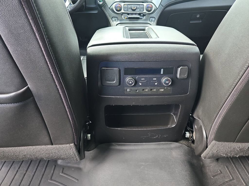 Certified 2018 Chevrolet Suburban Premier image 26