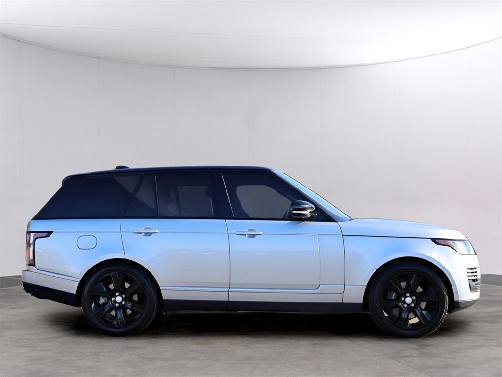 Used 2018 Land Rover Range Rover Supercharged image 4