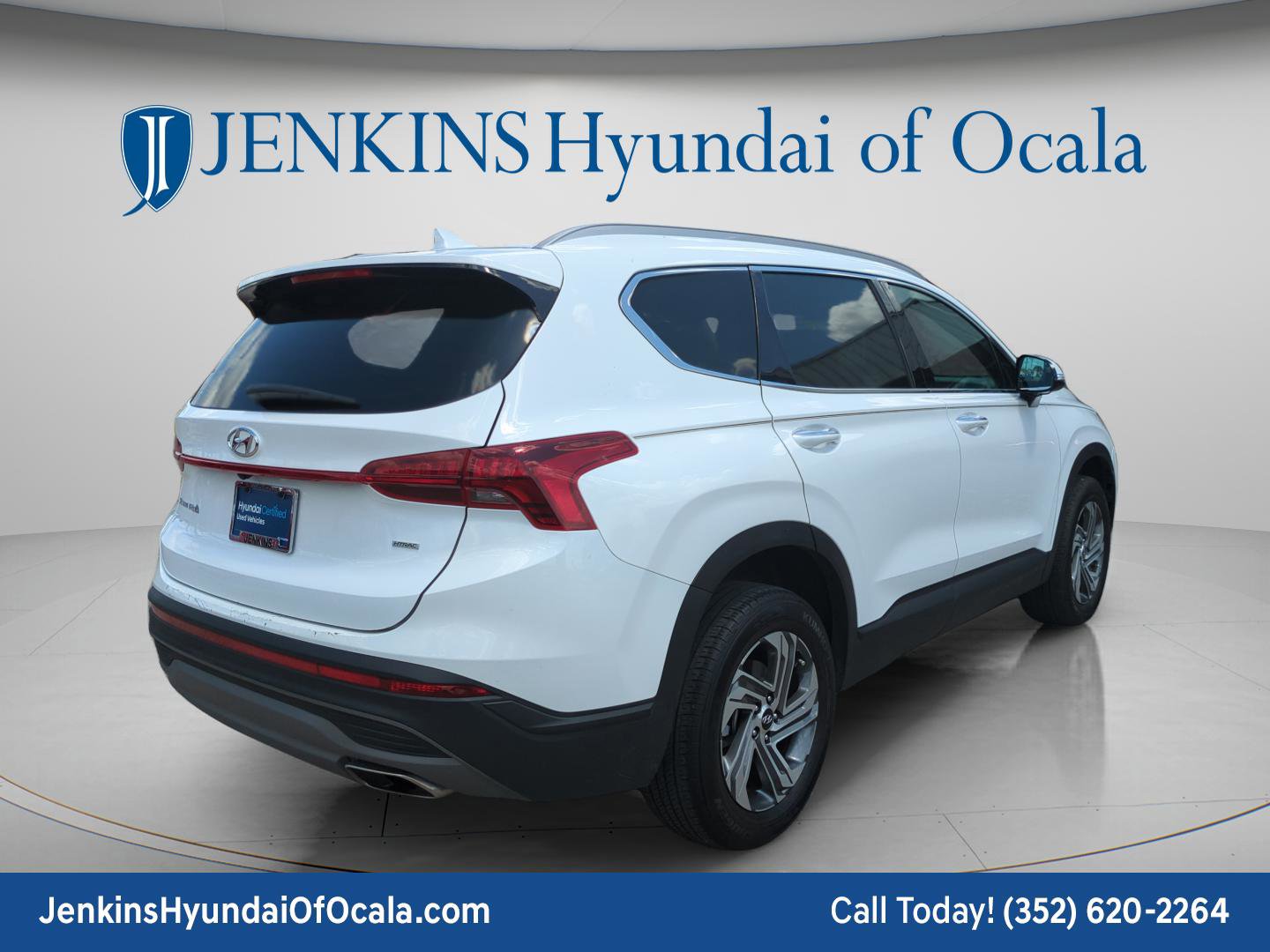 Certified 2023 Hyundai Santa Fe SEL AWD/4WD image 3