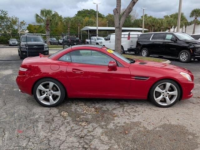 Used 2012 Mercedes-Benz SLK 350 image 8