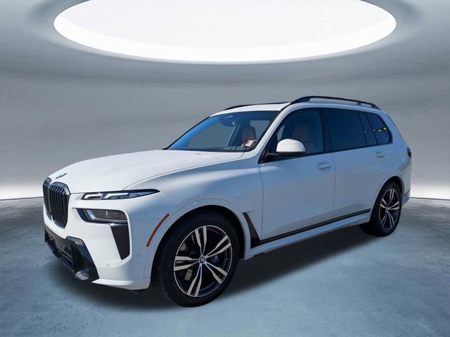 Used 2024 BMW X7 xDrive40i w/ M Sport Package AWD/4WD image 8