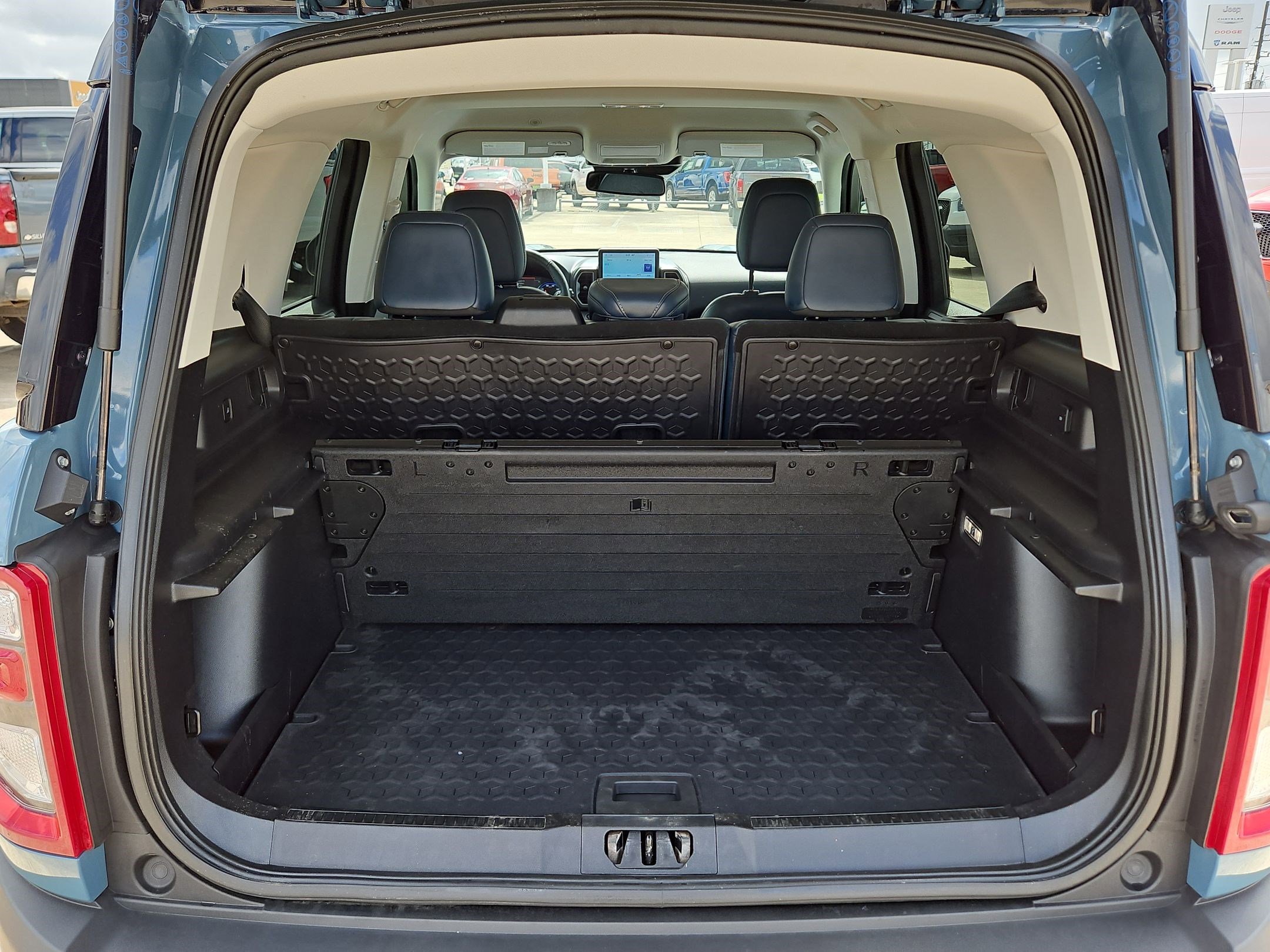 Used 2023 Ford Bronco Sport Outer Banks w/ Tech Package image 26