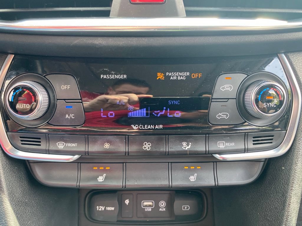 Used 2020 Hyundai Santa Fe SEL w/ Convenience + Premium Package AWD/4WD image 31