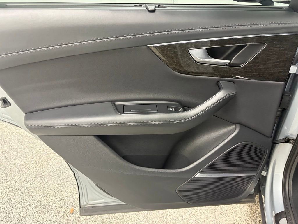 Used 2023 Audi Q7 3.0T Prestige w/ Prestige Package image 31