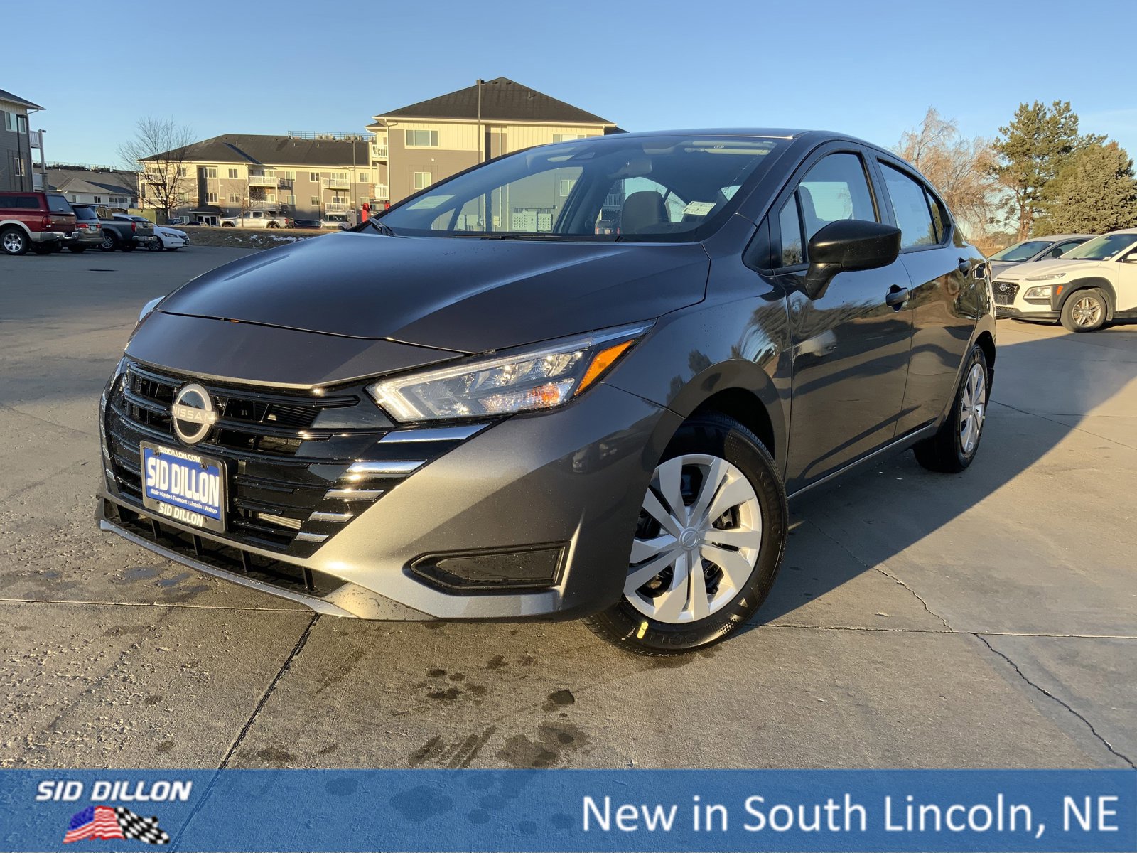 New 2025 Nissan Versa S w/ Trunk Package
