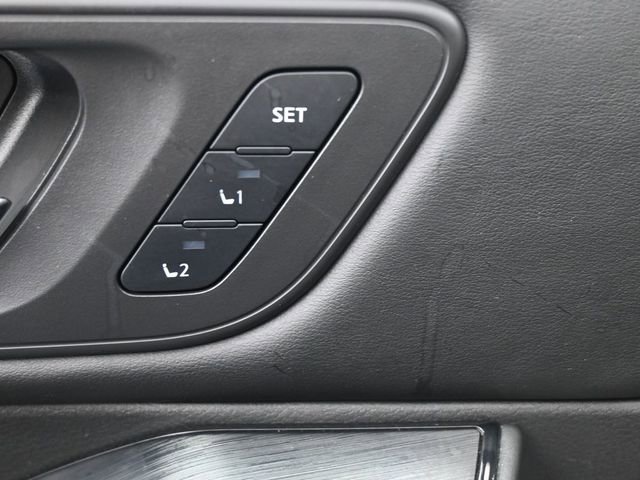 Used 2023 Nissan Rogue SL w/ SL Premium Package image 21