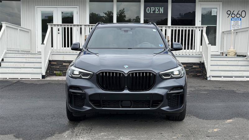 Used 2022 BMW X5 M50i AWD/4WD image 9