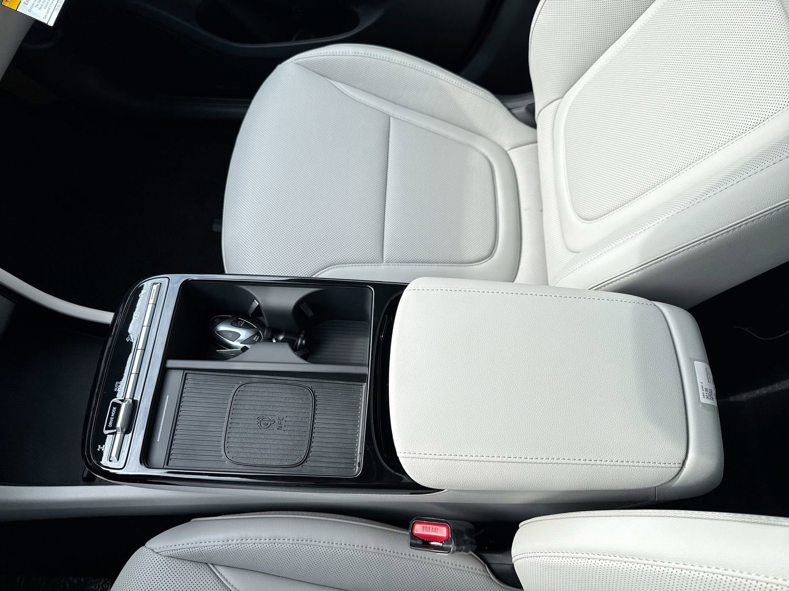 New 2026 Hyundai Tucson Limited image 22