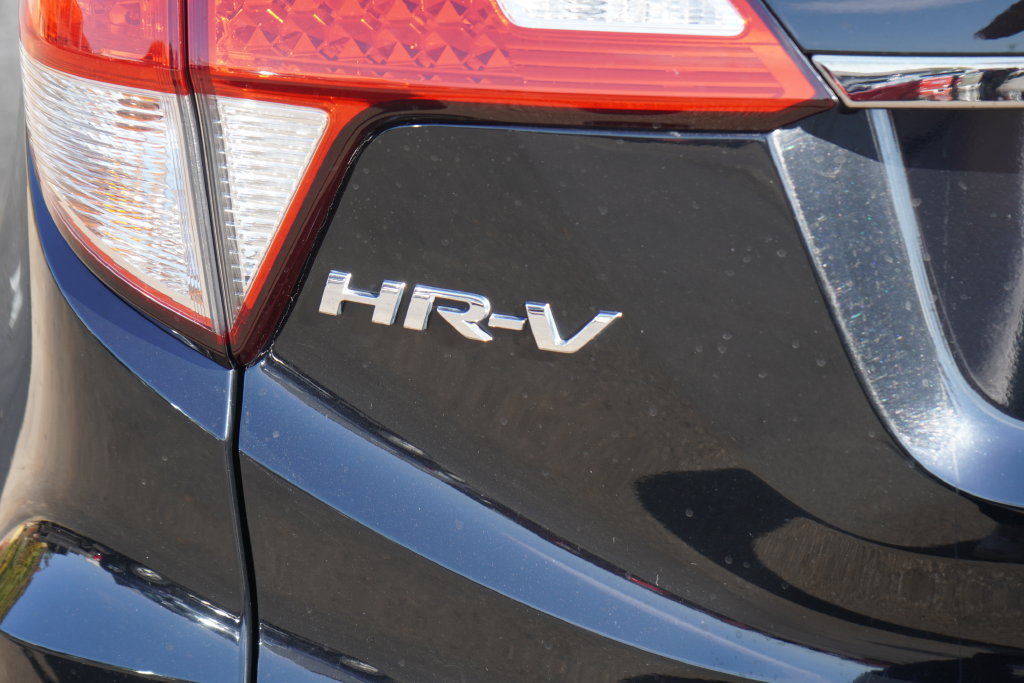 Used 2020 Honda HR-V Touring image 7