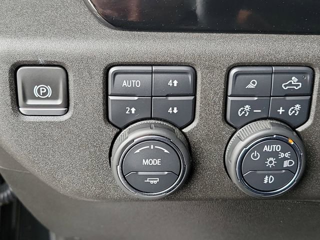 Used 2024 Chevrolet Silverado 2500 LTZ AWD/4WD image 17