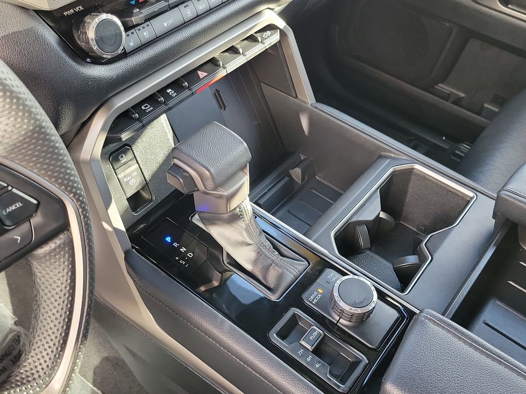 Used 2025 Toyota Tundra Limited image 13