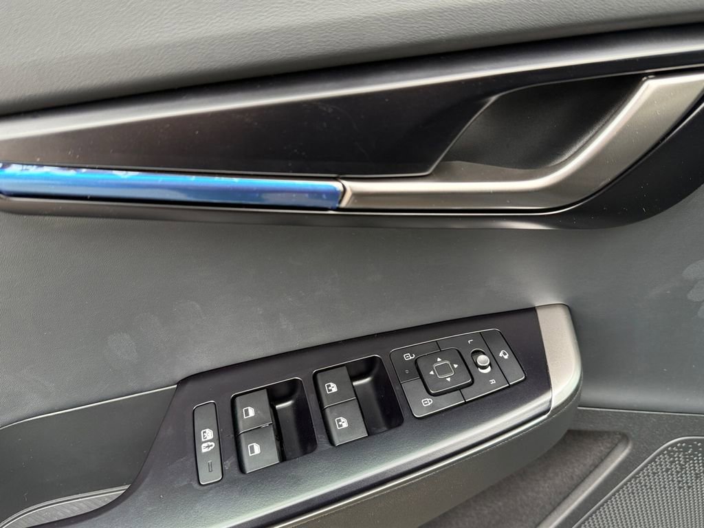 New 2025 Kia EV6 Light w/ Light LR Technology Package image 11