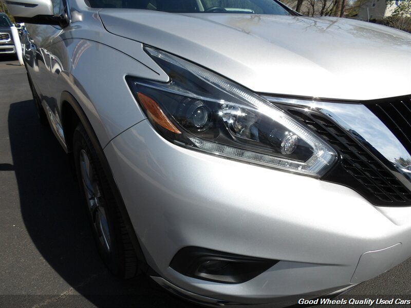Used 2018 Nissan Murano SL w/ Moonroof Package AWD/4WD image 10