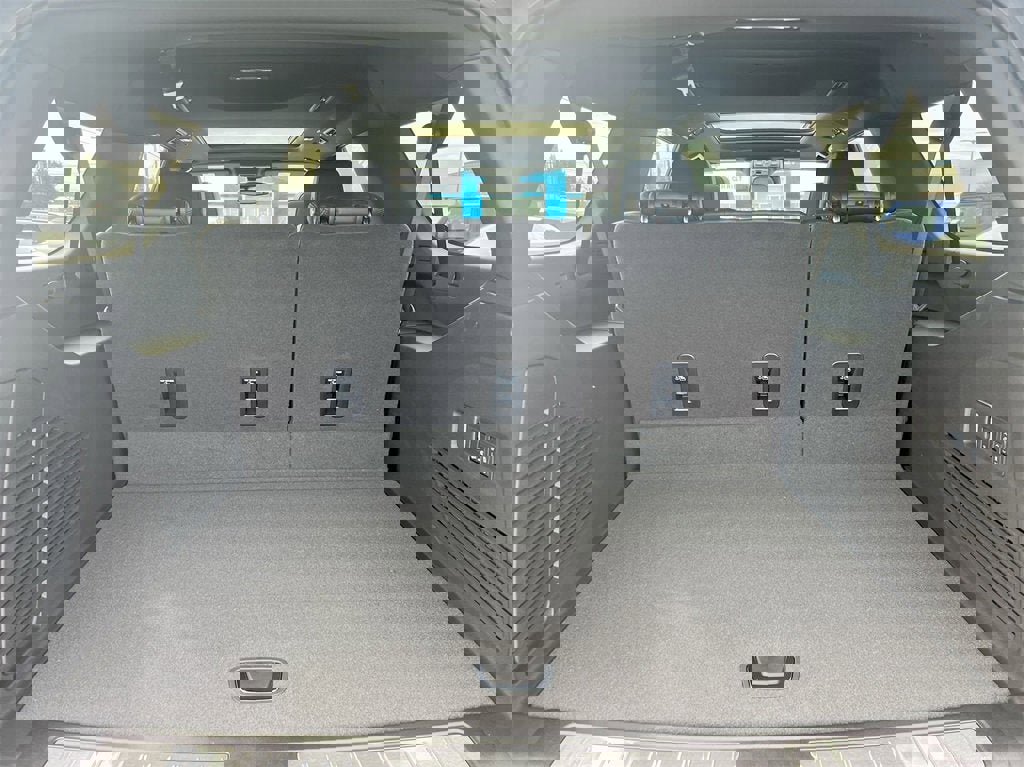 New 2025 GMC Yukon XL Denali w/ Sun & Power Step Package image 21