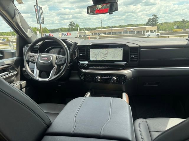 Used 2024 GMC Sierra 3500 SLT w/ SLT Premium Package image 13